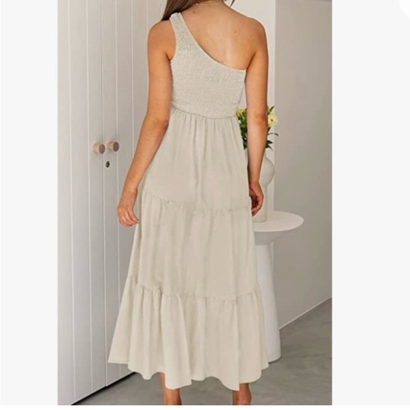 Womens Single Shoulder Strap Dress Cream Colored Size Large NWOT - Picture 2 of 7